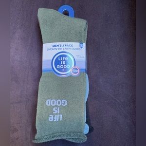 NWT Life Is Good Socks
